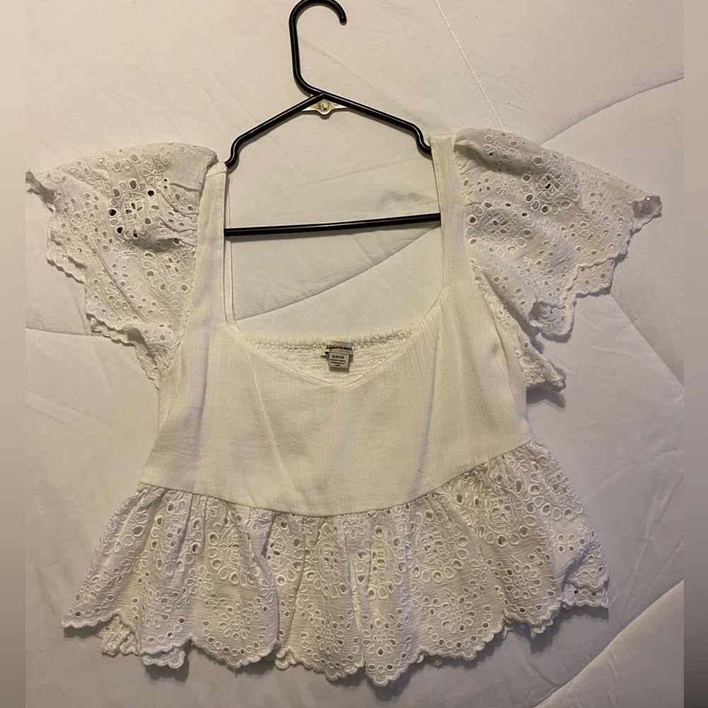 White cropped lace top